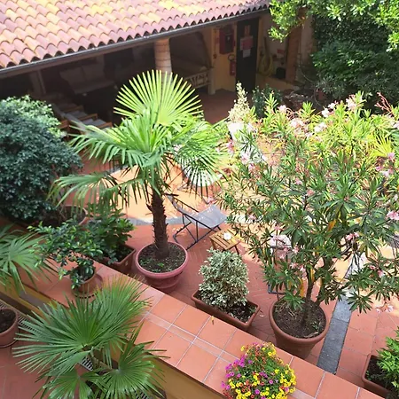 Bilocale Dafne Abbadesse Appartement *