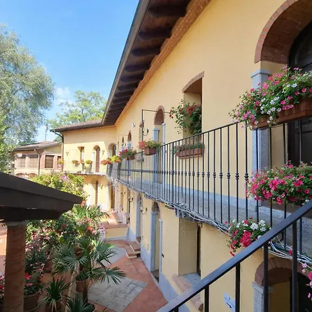 Bilocale Dafne Abbadesse Appartamento Milano